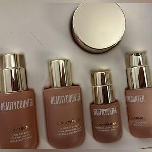 💕💕 Beautycounter Countertime Travel Set NEW 💕💕